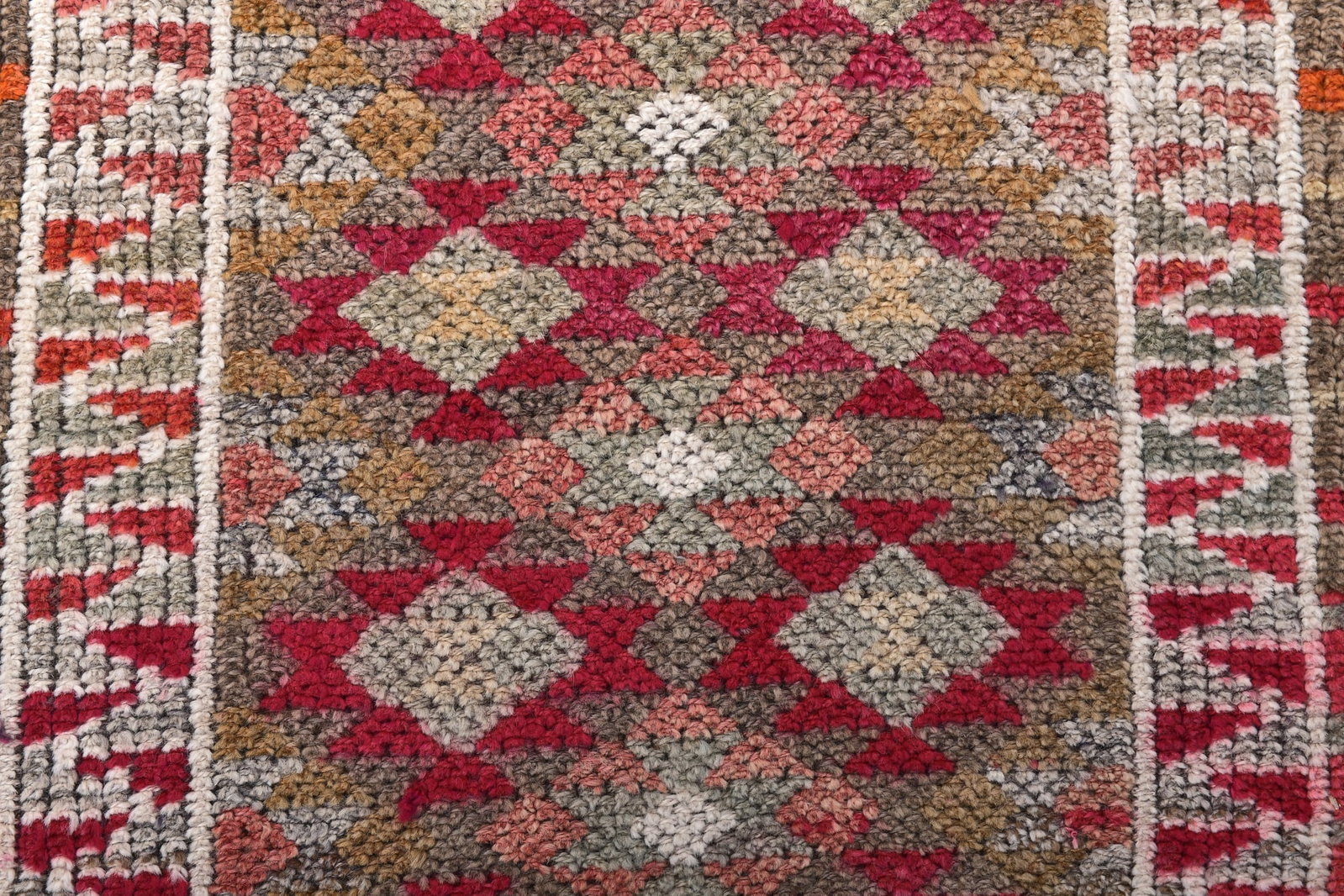 2'6'' x 10'2'' Handmade Vintage Wool Rug - 243952 - 5