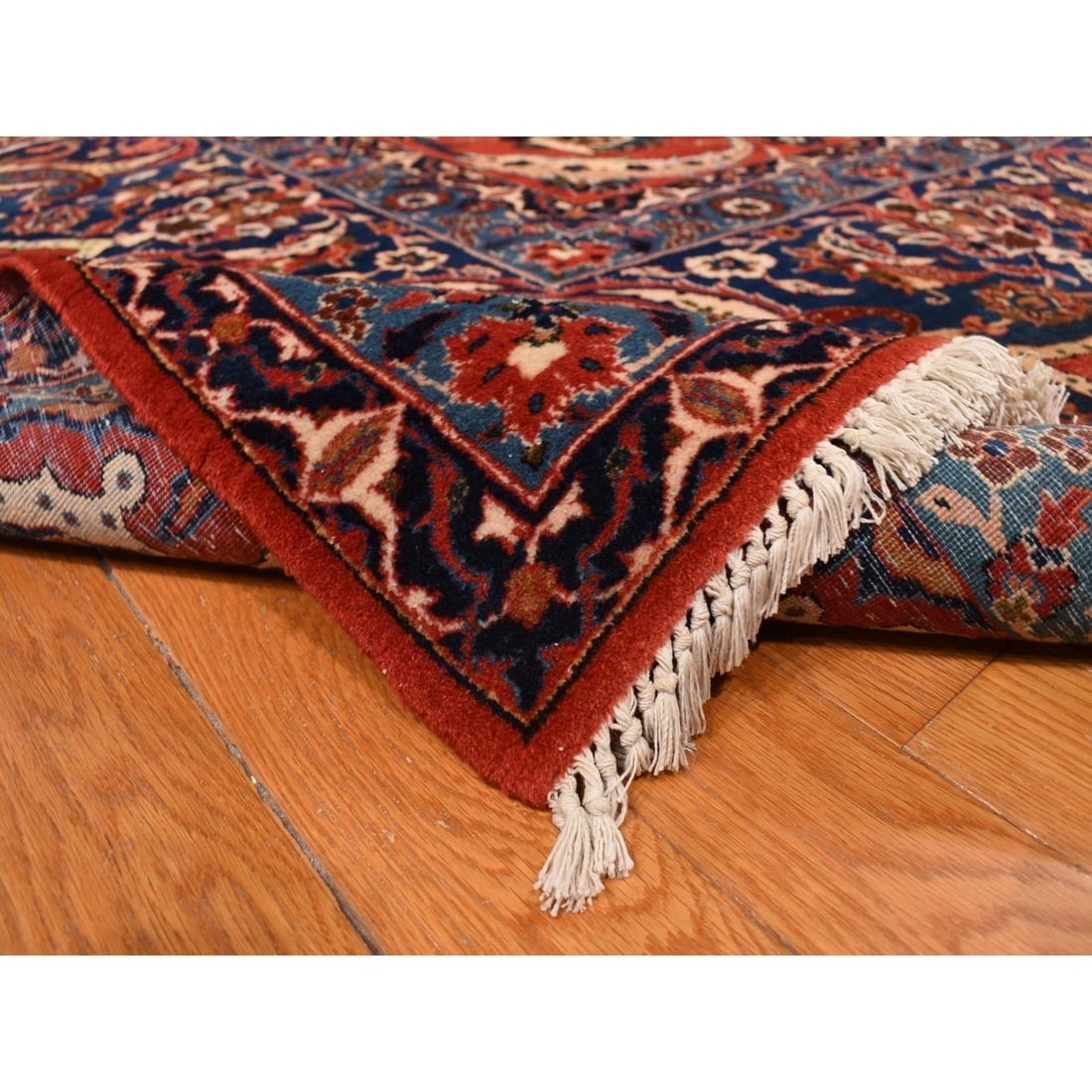 Red Vintage Persian Isfahan Classic Medallion Hand Knotted Wool Rug - 4