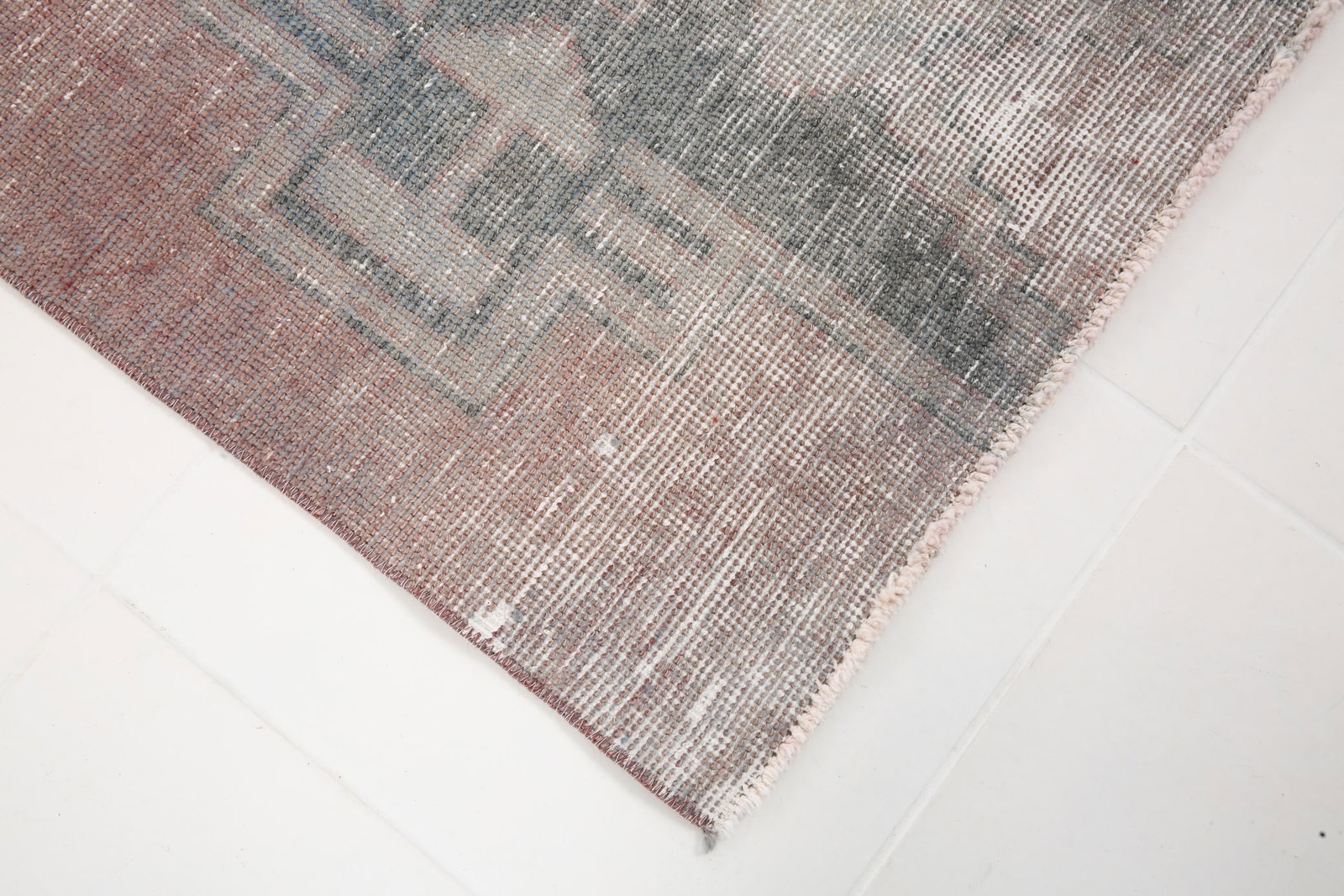 2'8'' x 10'5'' Turkish Vintage Runner Rug - 5210 - 15