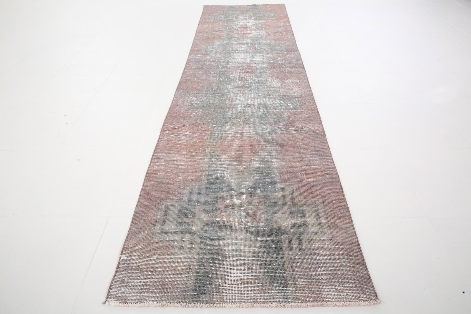 2'8'' x 10'5'' Turkish Vintage Runner Rug - 5210 - 3