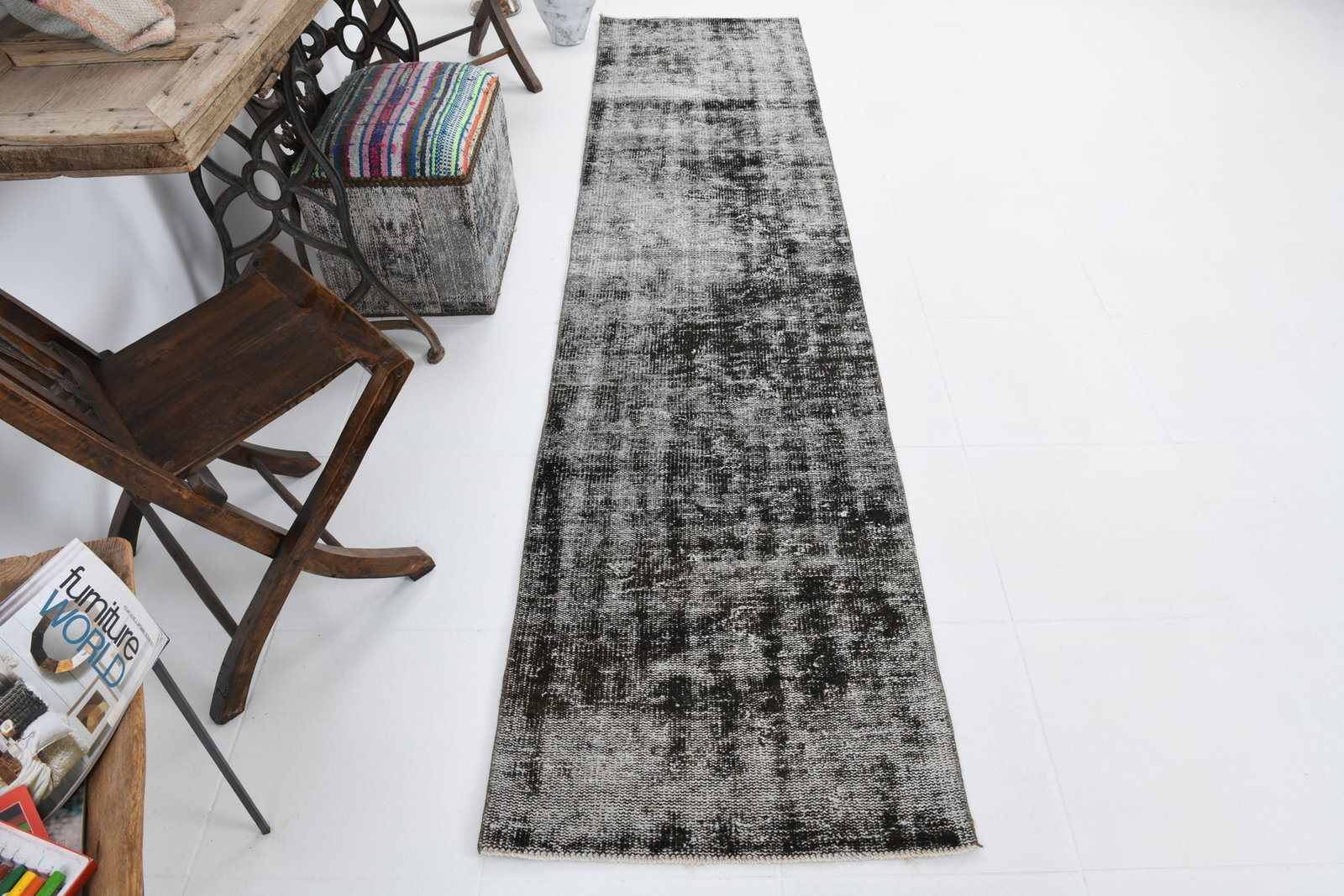 2'2'' x 9'4'' Handmade Vintage Wool Rug - 7051 - 8