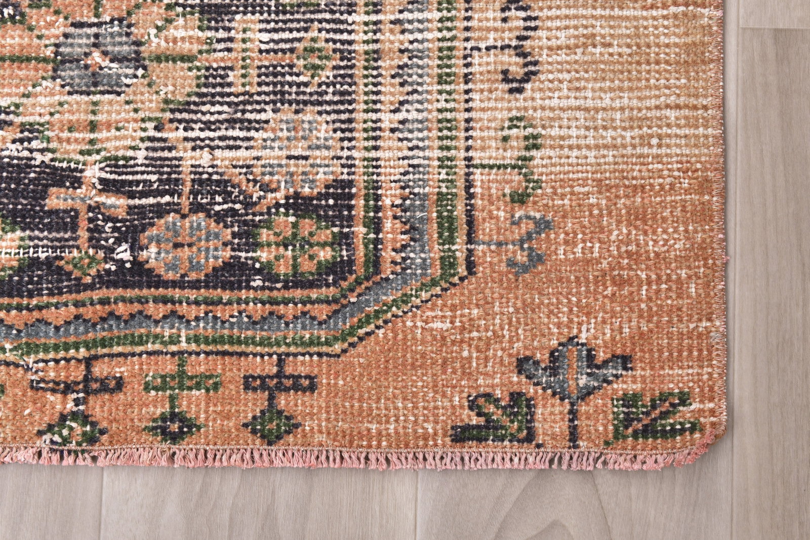 2'6'' x 9'10'' Turkish Vintage Runner Rug - 242365 - 10