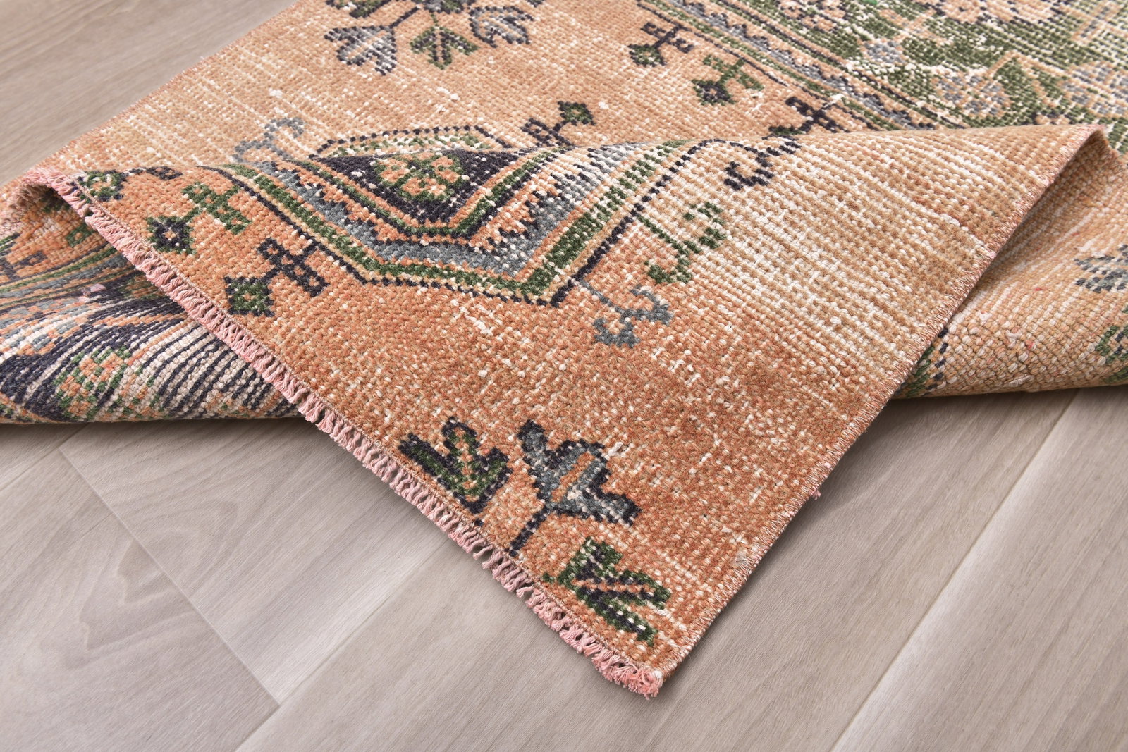 2'6'' x 9'10'' Turkish Vintage Runner Rug - 242365 - 12