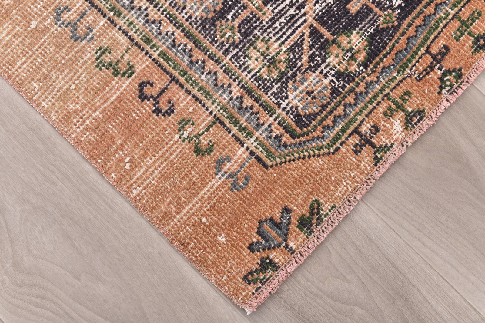 2'6'' x 9'10'' Turkish Vintage Runner Rug - 242365 - 7