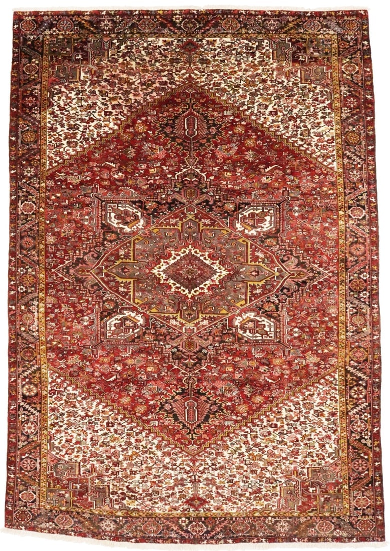 Vintage Red Geometric 11X15 Heriz Persian Rug: Title:Vintage Red Geometric 11X15 Heriz Persian Rug Description :Handmade vintage 11X15 red Persian rug made with natural dyes (fine wool pile and cotton foundation), superior knot count, and appealin