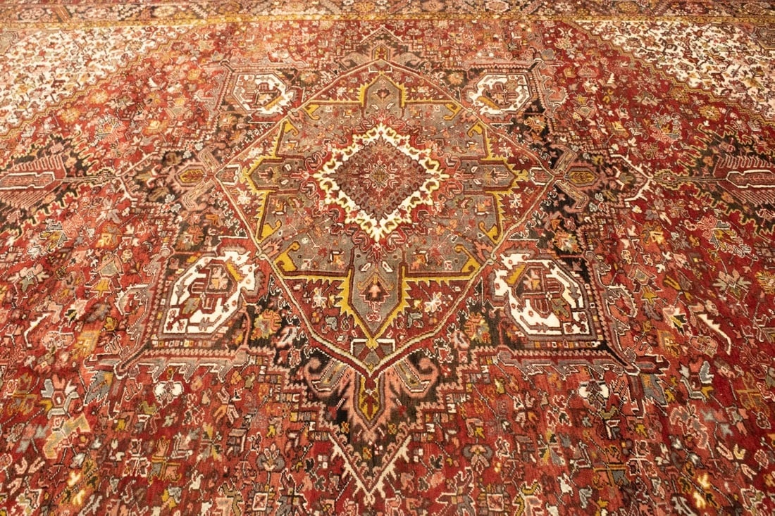 Vintage Red Geometric 11X15 Heriz Persian Rug - 8