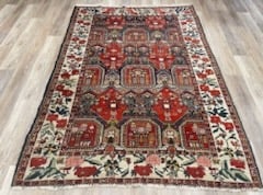 Antique Persian Bakhtiari Rug-5180: Title:Antique Persian Bakhtiari Rug-5180 Description:Georgous antique Persiaqn Bakhtiari rug from west centeral persia, size 5 ft. 3 inches by 7 ft. 5 inches, circa 1930, excellent condition with a fo