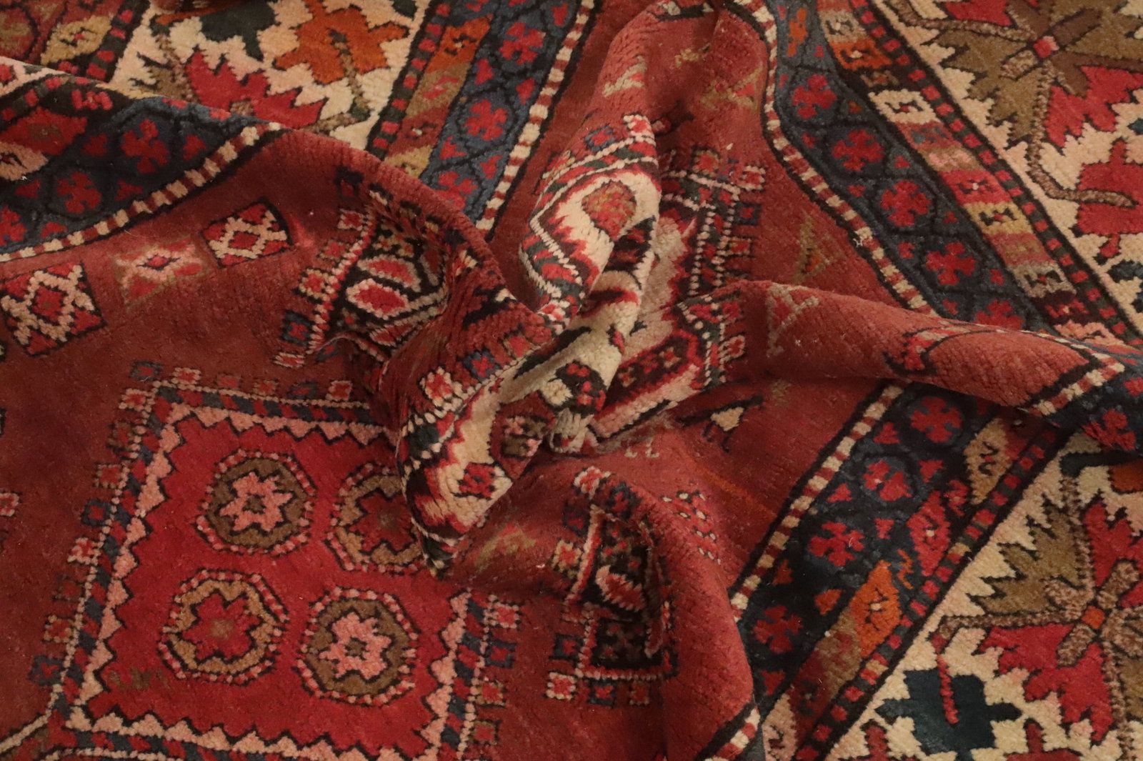 Antique Vegetable Dye Heriz Serapi Persian Runner Rug 4x10 - 18