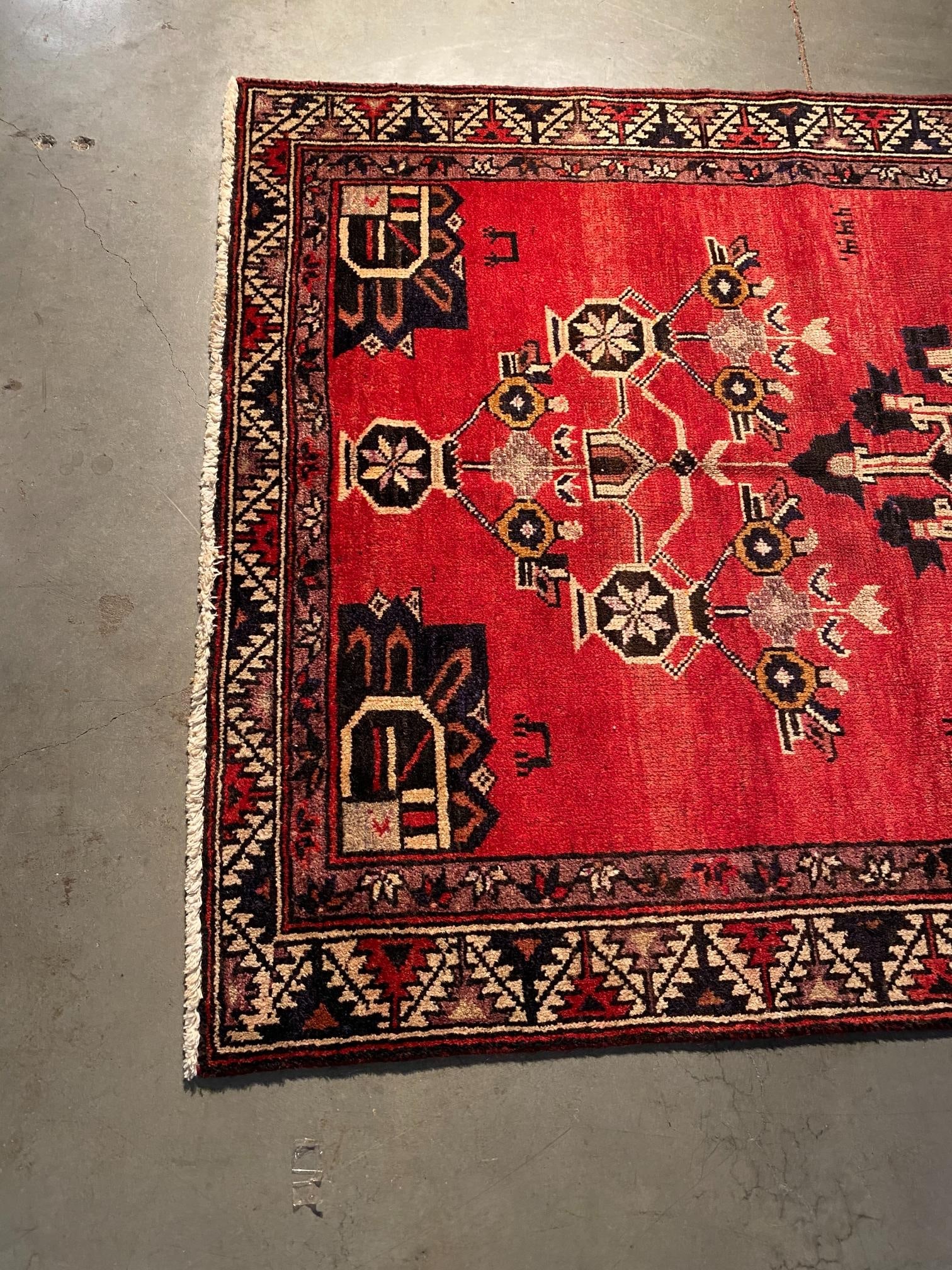 Exquisite Vintage Persian Rug 3'.7"x6'.6" - 9