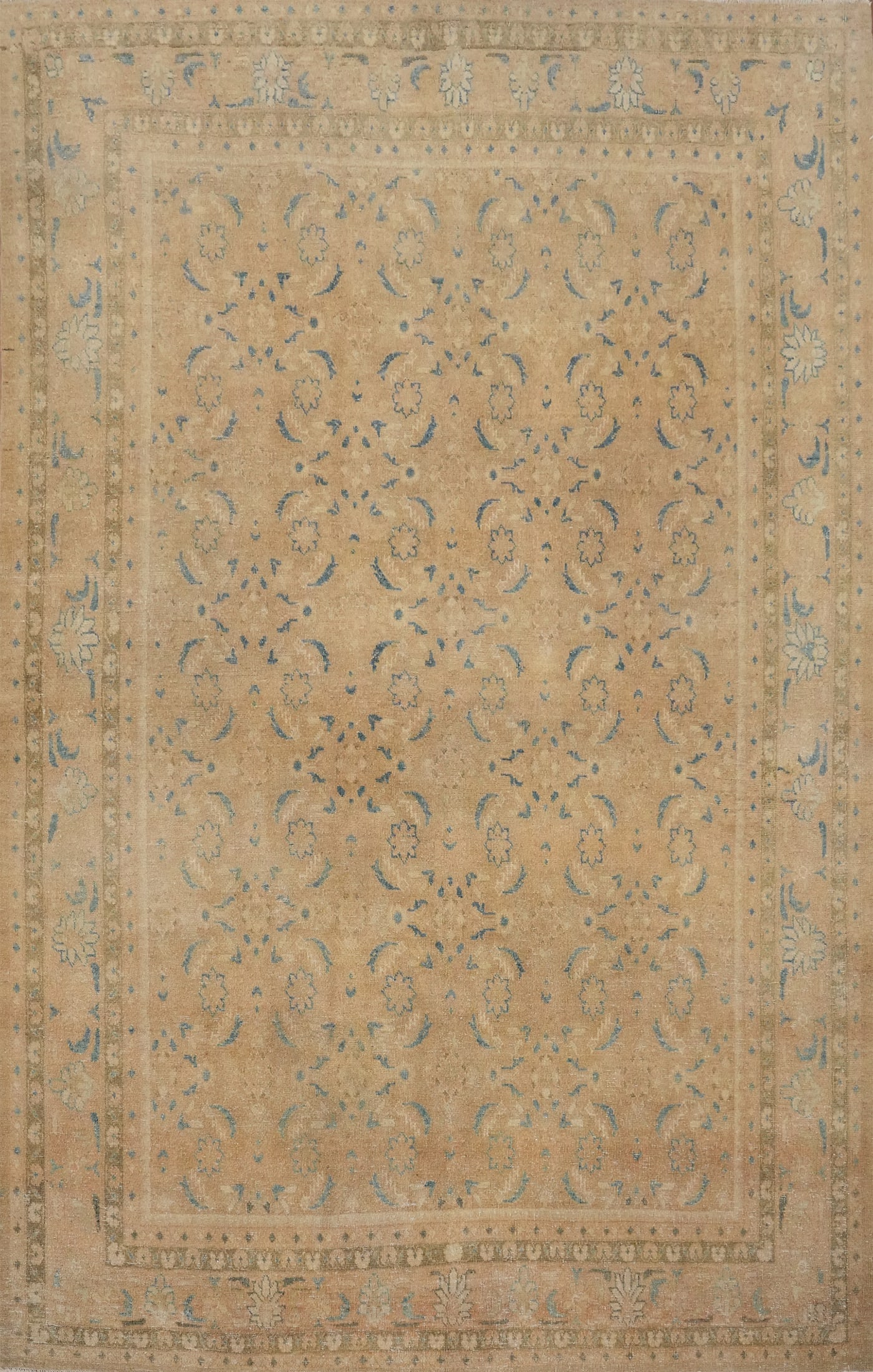 Antique Vegetable Dye Tabriz Persian Area Rug 7x10: Title: Antique Vegetable Dye Tabriz Persian Area Rug 7x10 Description:A Beautiful Genuine Iran ( Persia ) Tabriz rug is Hand Knotted by skillful weavers in Iran ( Persia ) with