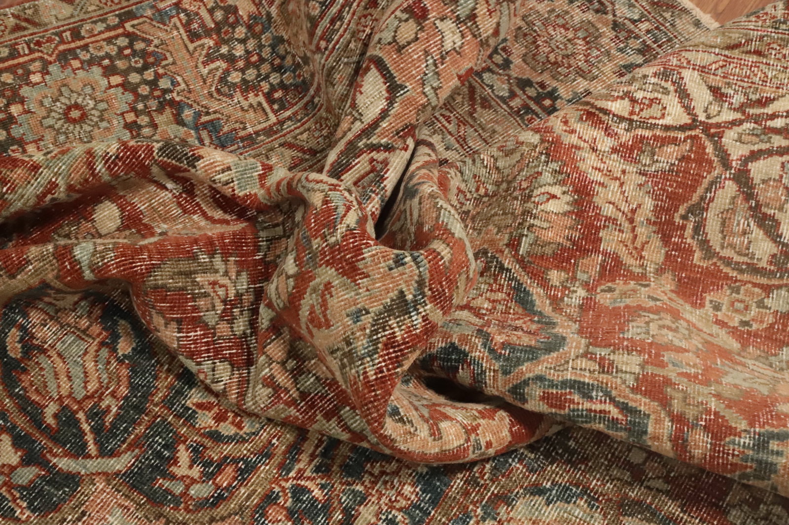 Antique Vegetable Dye Bakhtiari Persian Area Rug 9x12 - 13