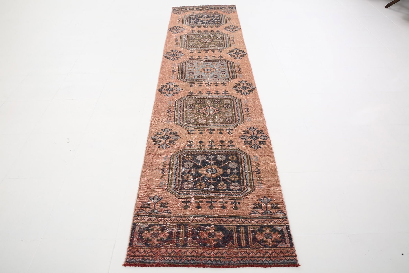 2'9'' x 11'0'' Turkish Vintage Runner Rug - 5476 - 2