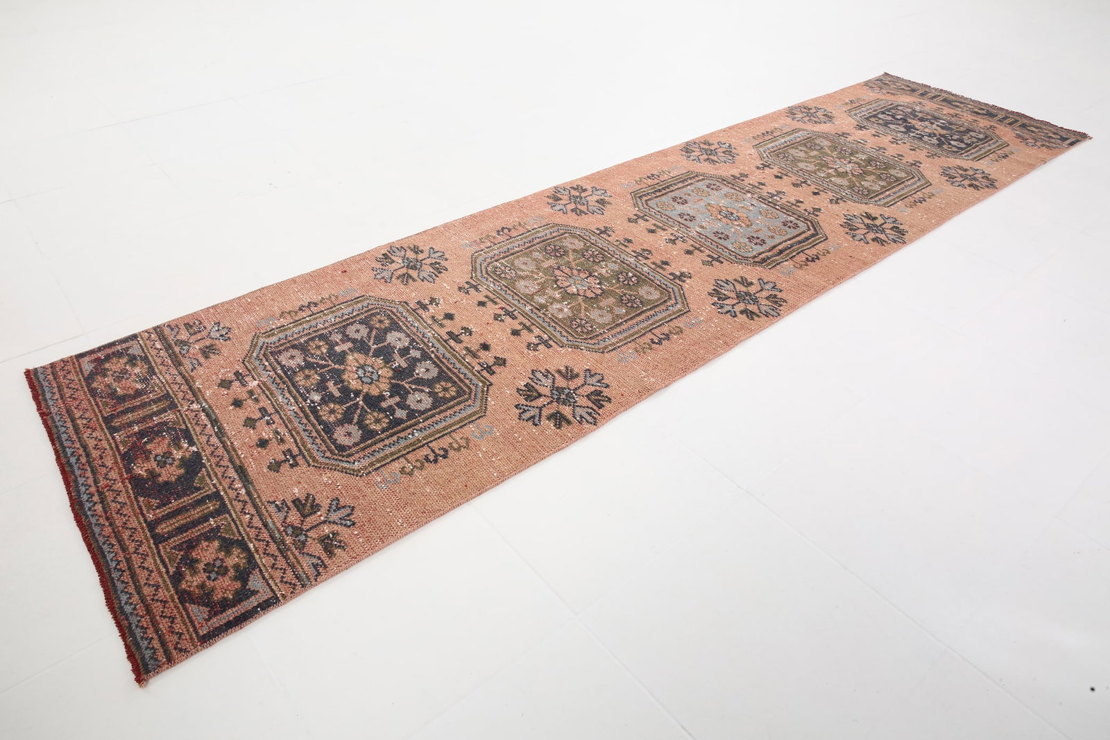 2'9'' x 11'0'' Turkish Vintage Runner Rug - 5476 - 7