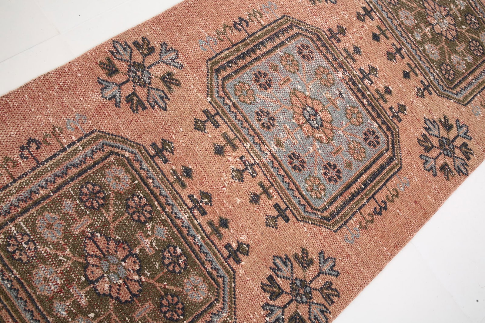 2'9'' x 11'0'' Turkish Vintage Runner Rug - 5476 - 8