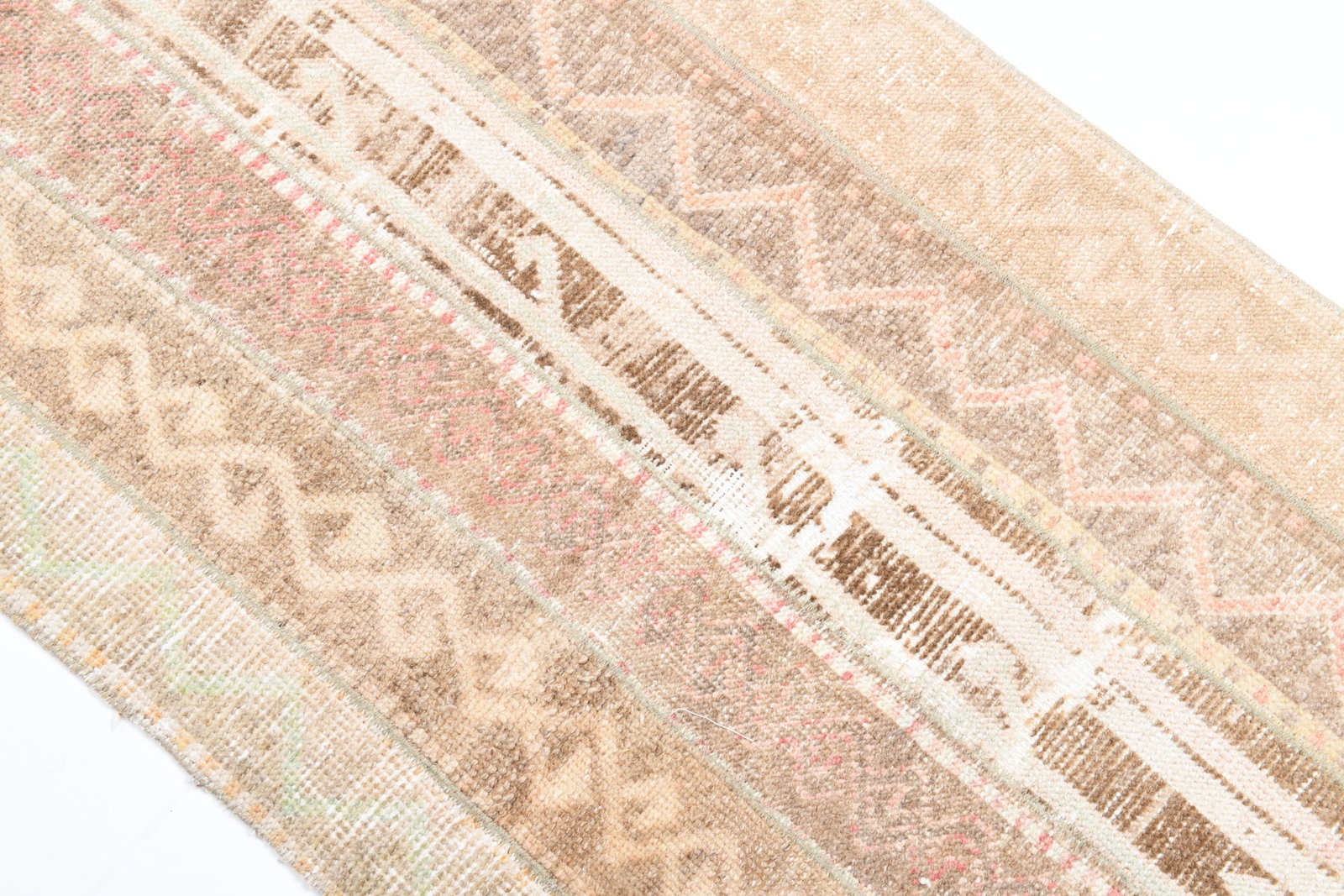 2'3'' x 9'3'' Turkish Vintage Runner Rug - 17380 - 7