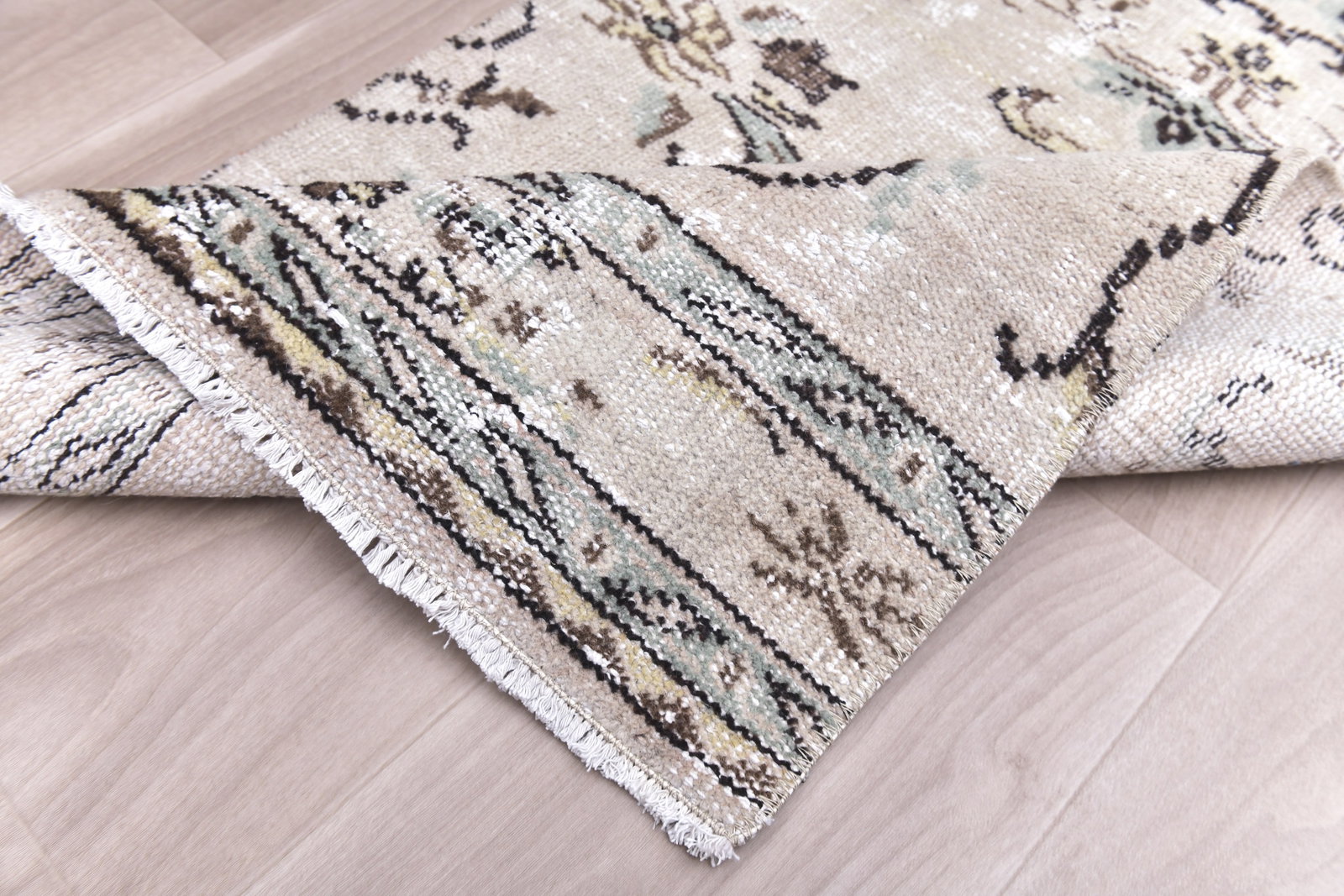2'3'' x 7'7'' Handmade Vintage Wool Rug - 240709 - 12