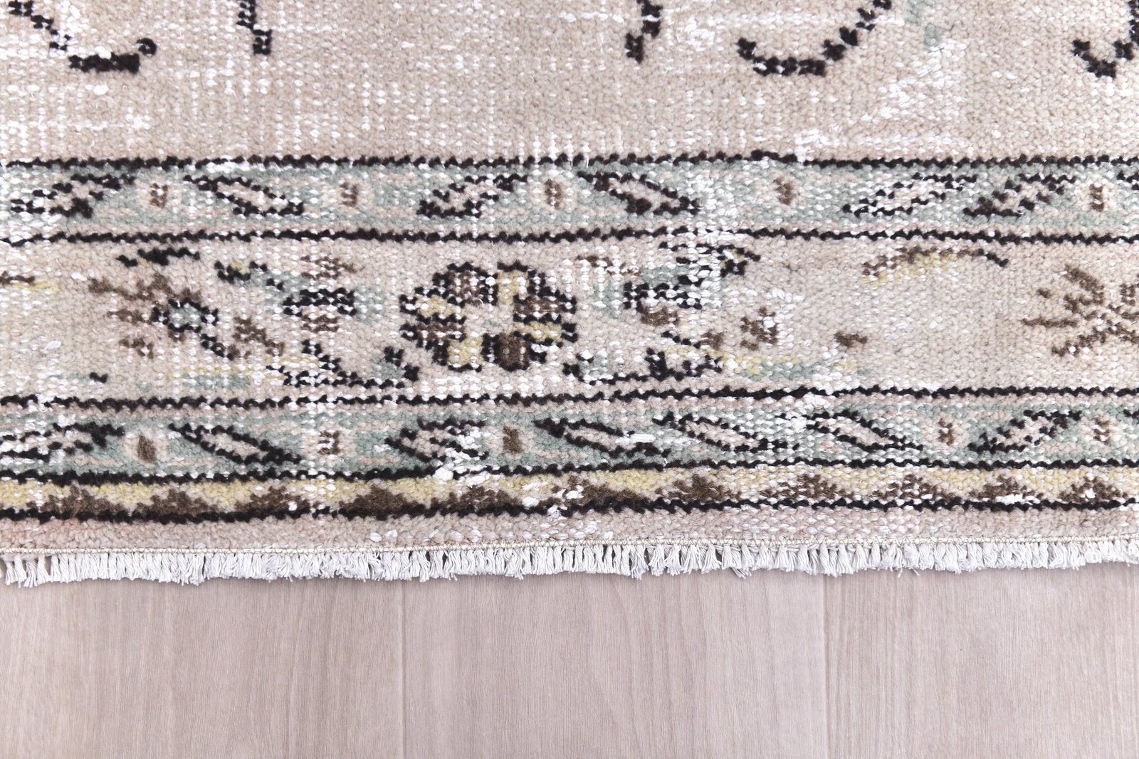 2'3'' x 7'7'' Handmade Vintage Wool Rug - 240709 - 9