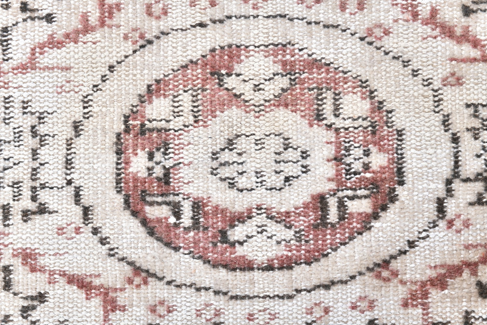 2'7'' x 9'7'' Turkish Vintage Runner Rug - 242376 - 6