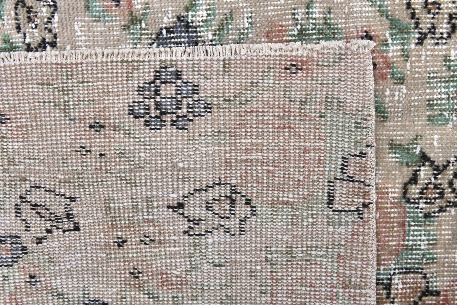 5'8'' x 9'4'' Handmade Vintage Wool Rug - 242350 - 11