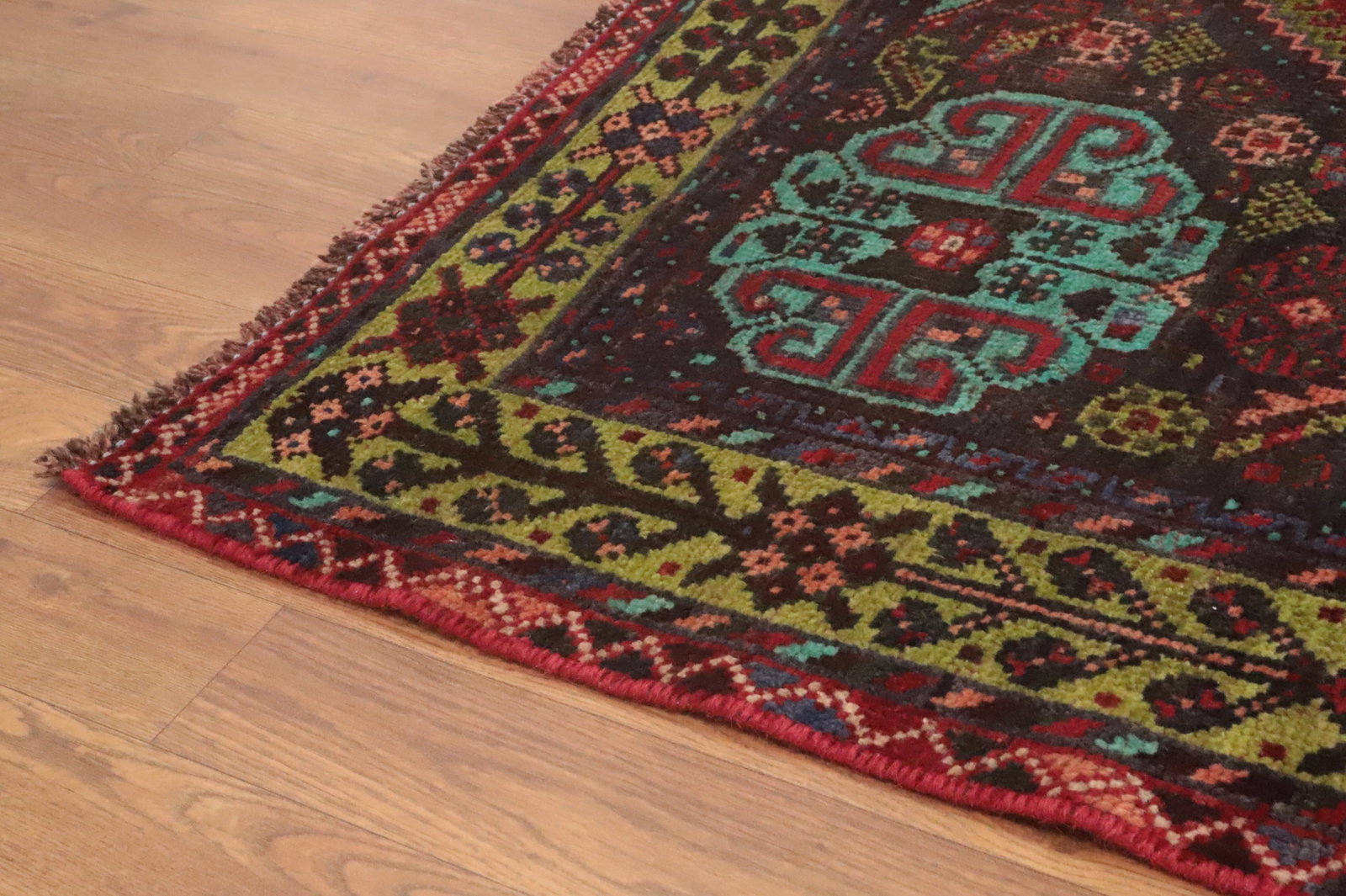 Antique Wool Qashqai Persian Area Rug 5x8 - 13