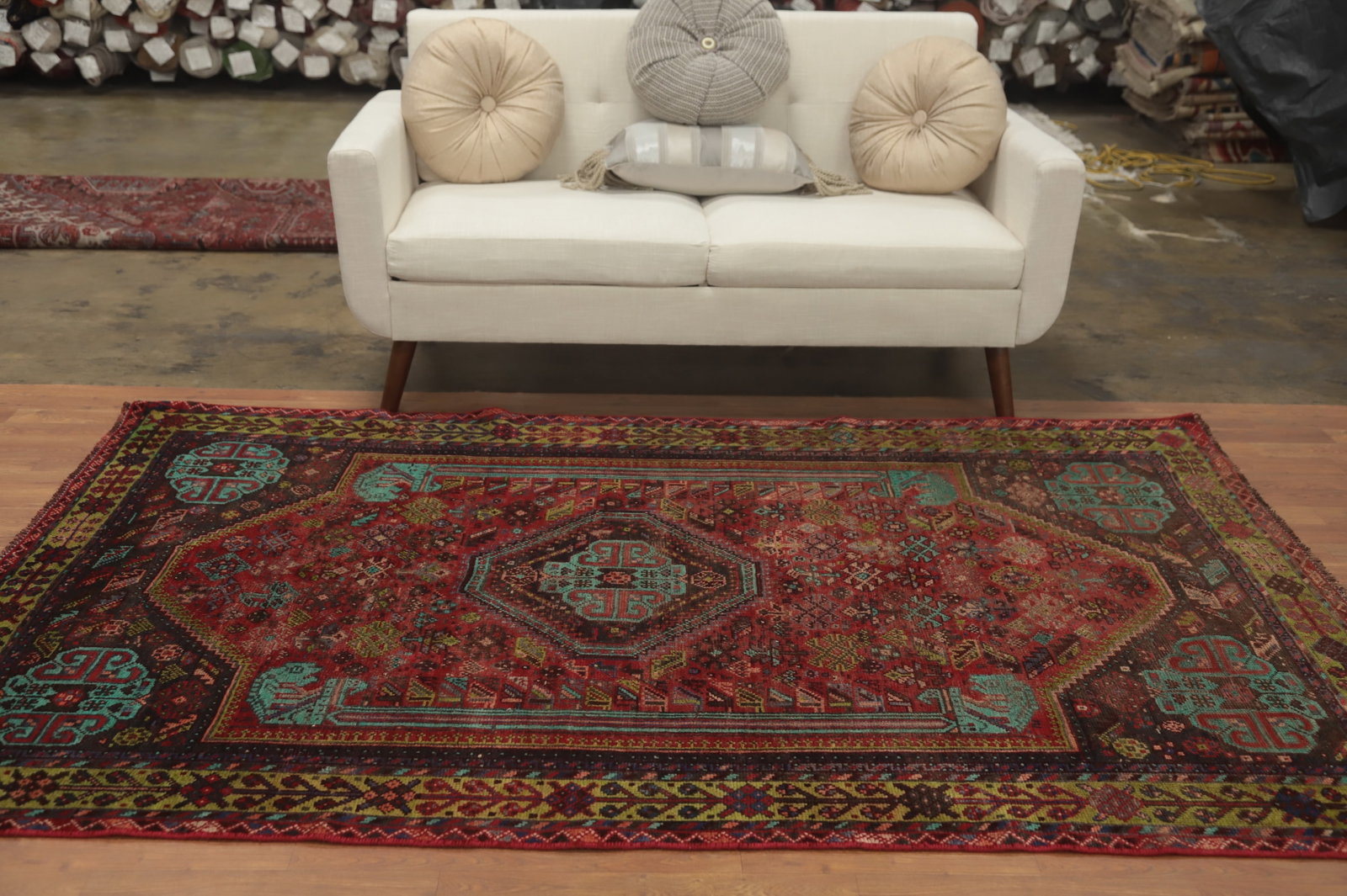 Antique Wool Qashqai Persian Area Rug 5x8 - 3