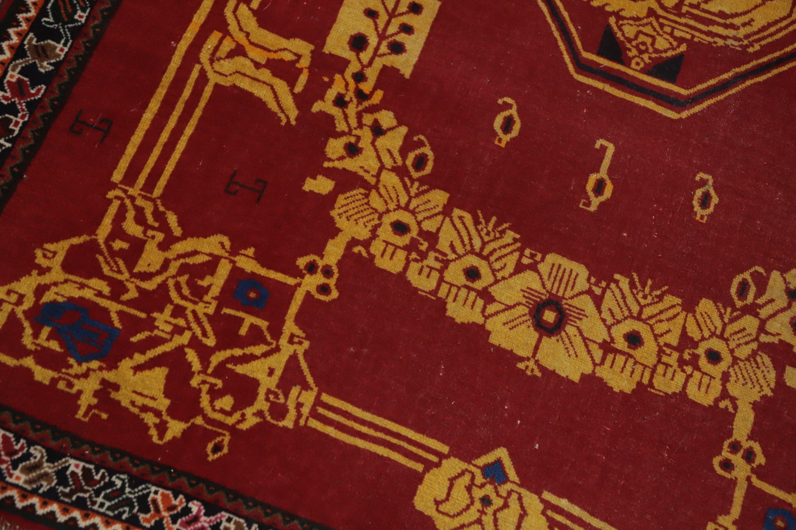 Antique Vegetable Dye Shiraz Persian Rug 4x6 - 6