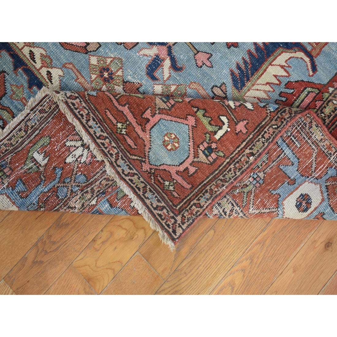 Red Antique Persian Serapi Heriz Abrash Hand Knotted Wool Rug - 3