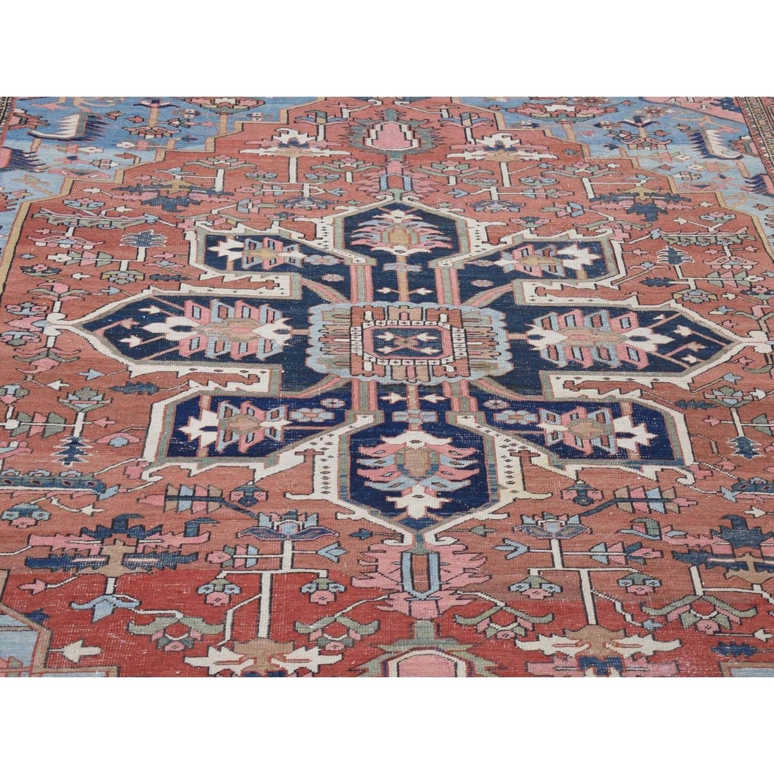 Red Antique Persian Serapi Heriz Abrash Hand Knotted Wool Rug - 5