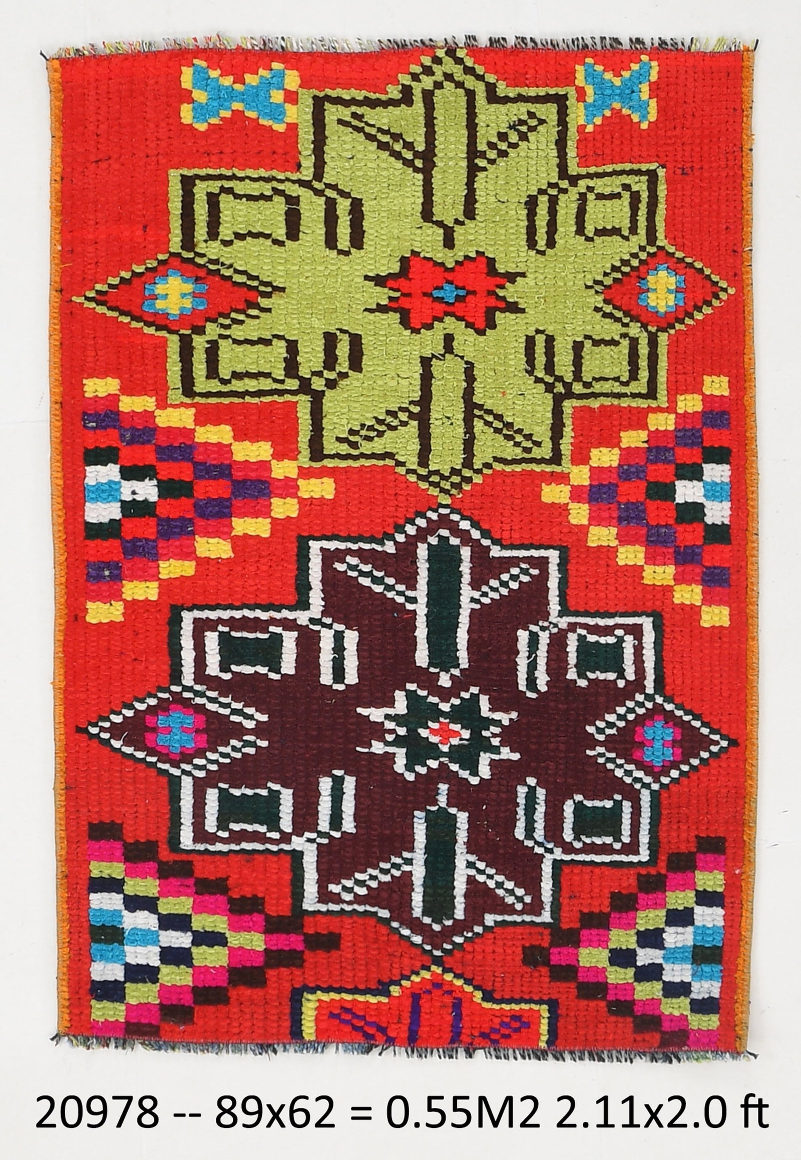 2'0'' x 2'11'' Turkish Vintage Runner Rug - 20978: Title: 2'0'' x 2'11'' Turkish Vintage Runner Rug - 20978 Description:2'0'' x 2'11'' Turkish Vintage Runner Rug - 20978 Origin:Turkiye Date/Period:1960-90 Materials:Wool,Cotton Dimension:2'0''x2'11'' f