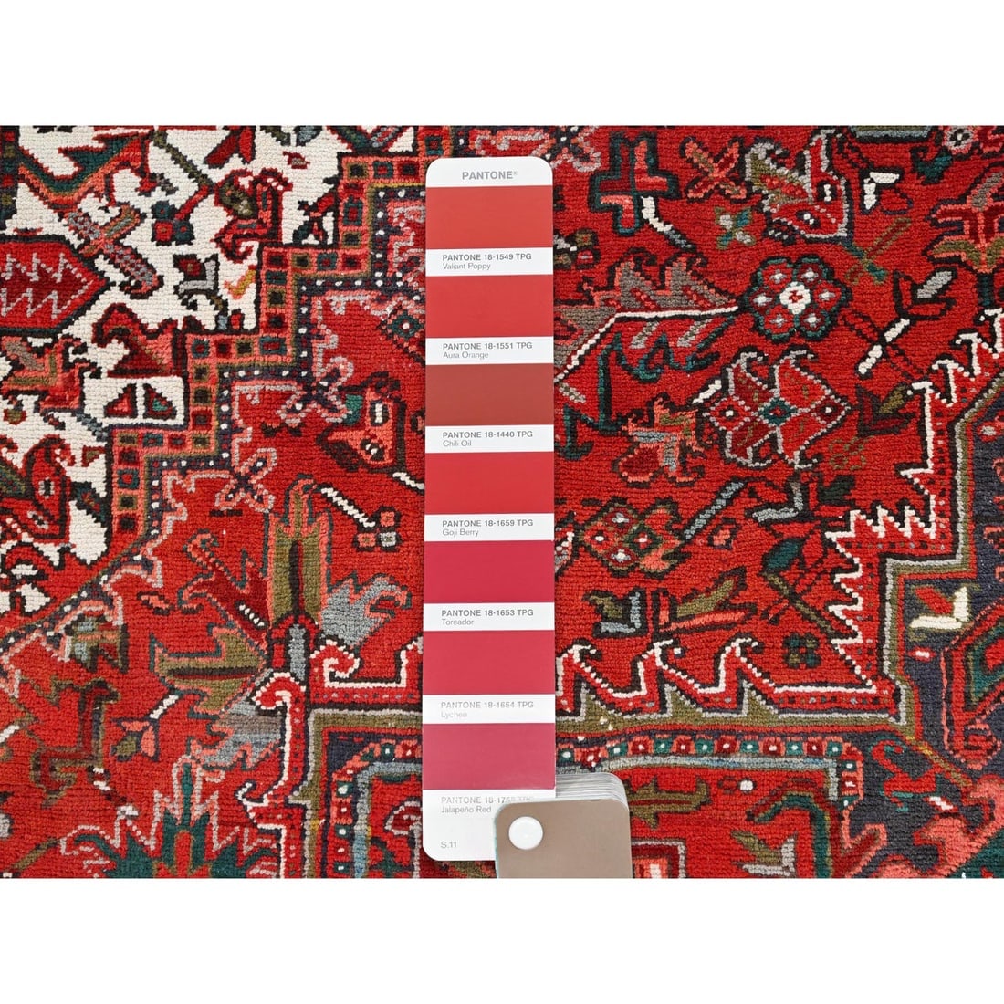 Barn Red, Pure Wool, Hand Knotted, Vintage Persian Heriz Oriental Rug - 7