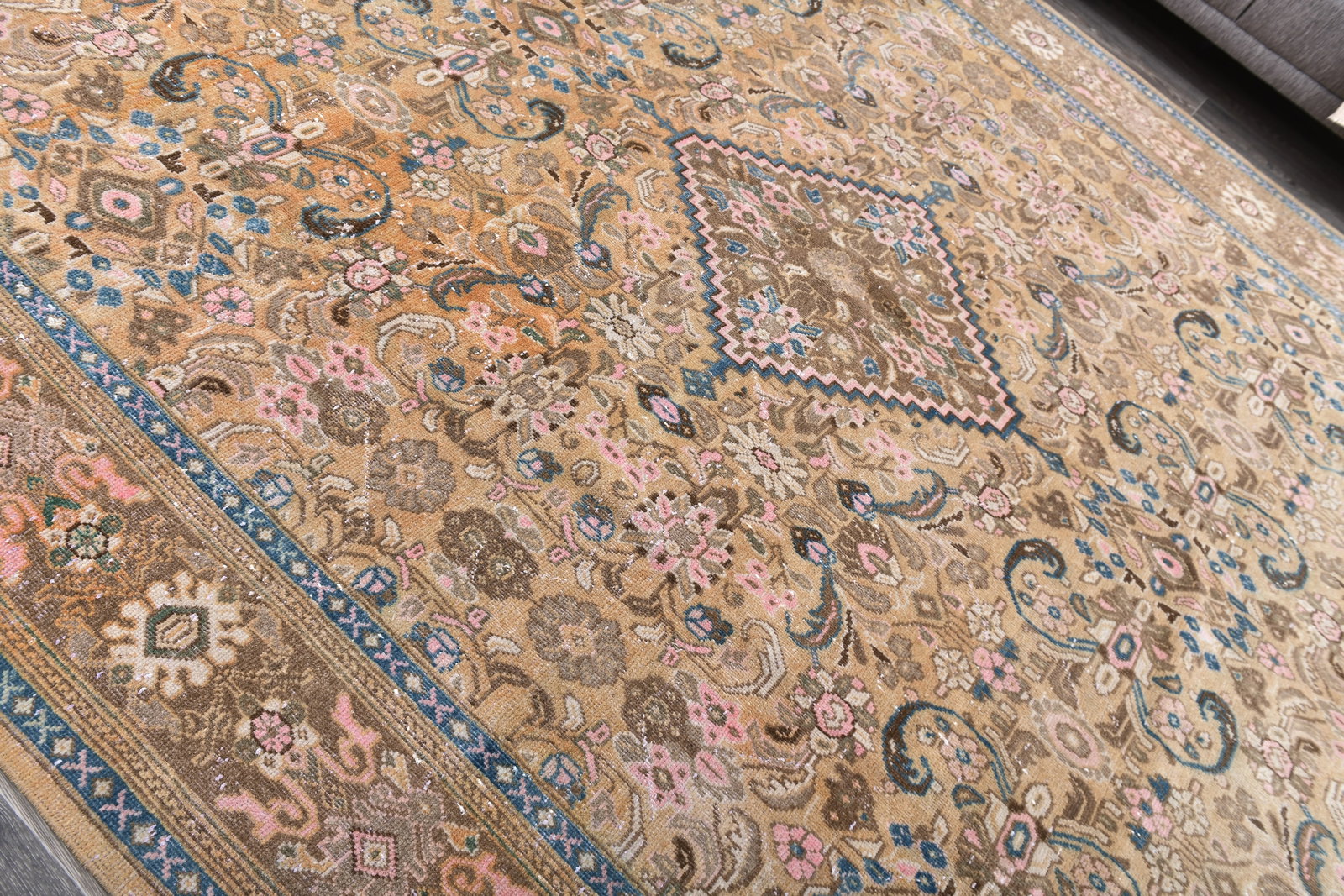 9'5'' x 12'7'' Handmade Vintage Wool Rug - 243605 - 4