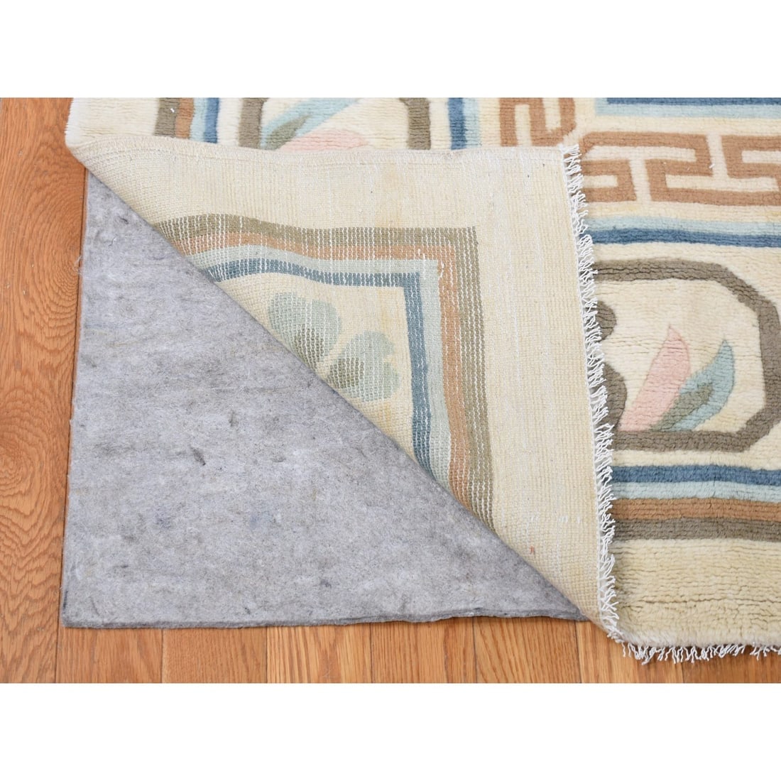Ivory Vintage Chinese Ming Dynasty, Hand Knotted XL Pure Wool Rug - 4