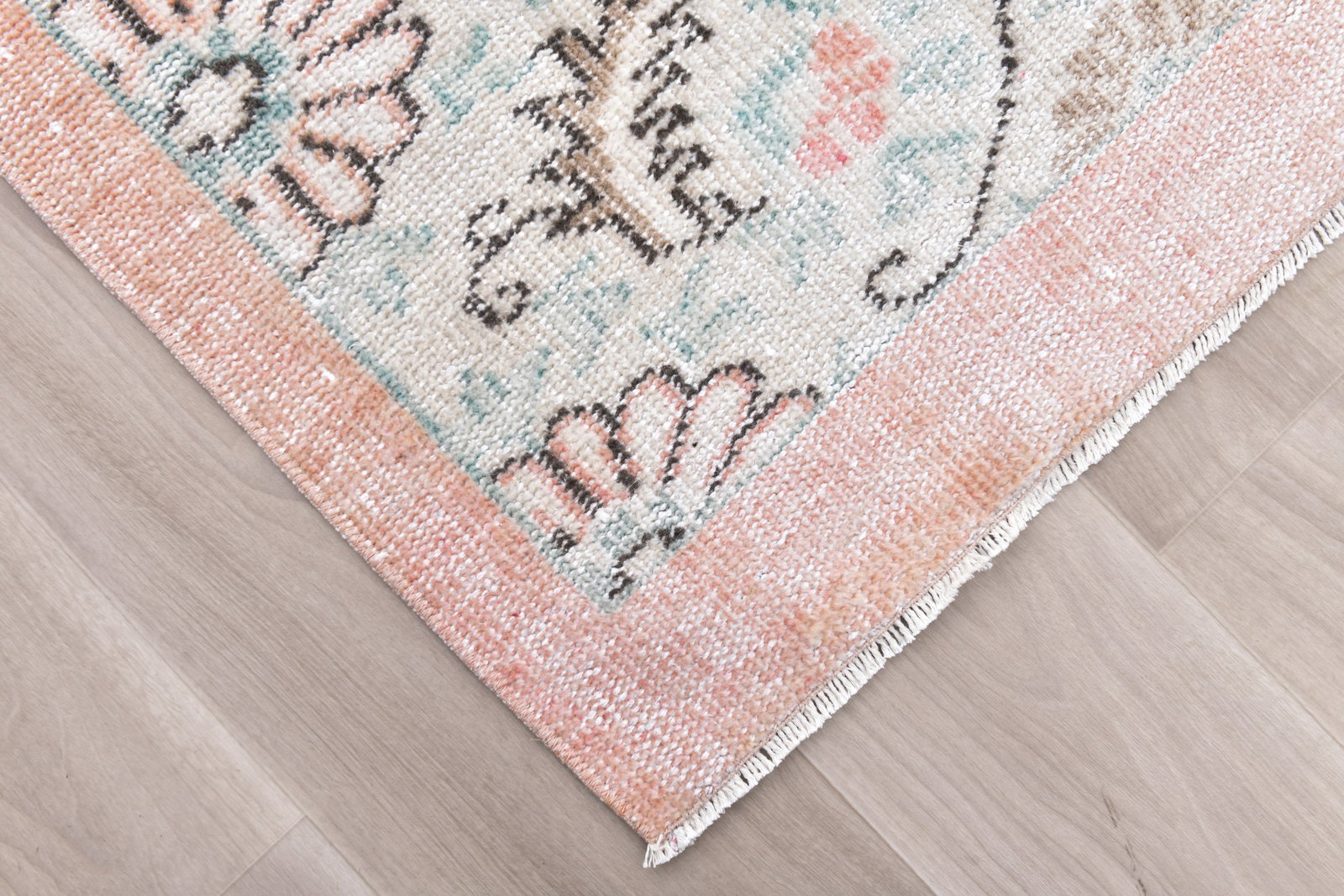 5'8'' x 8'8'' Turkish Vintage Runner Rug - 242311 - 7