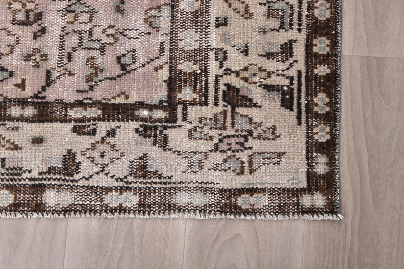 6'0'' x 9'5'' Turkish Vintage Runner Rug - 242488 - 10