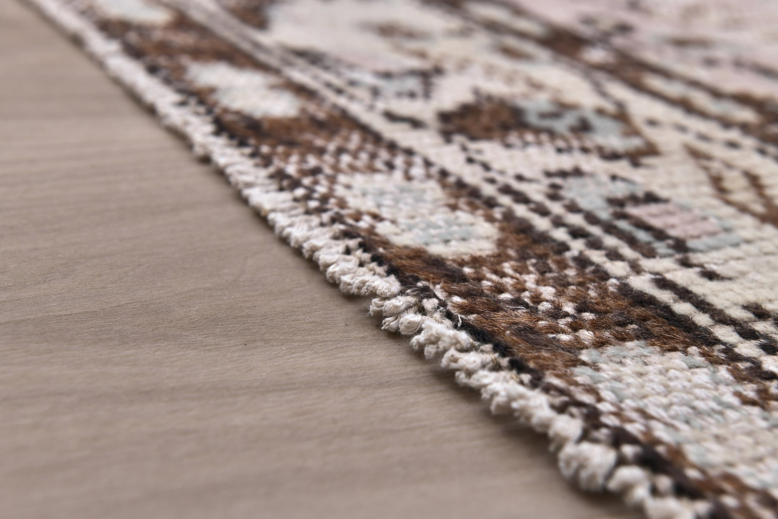 6'0'' x 9'5'' Turkish Vintage Runner Rug - 242488 - 14