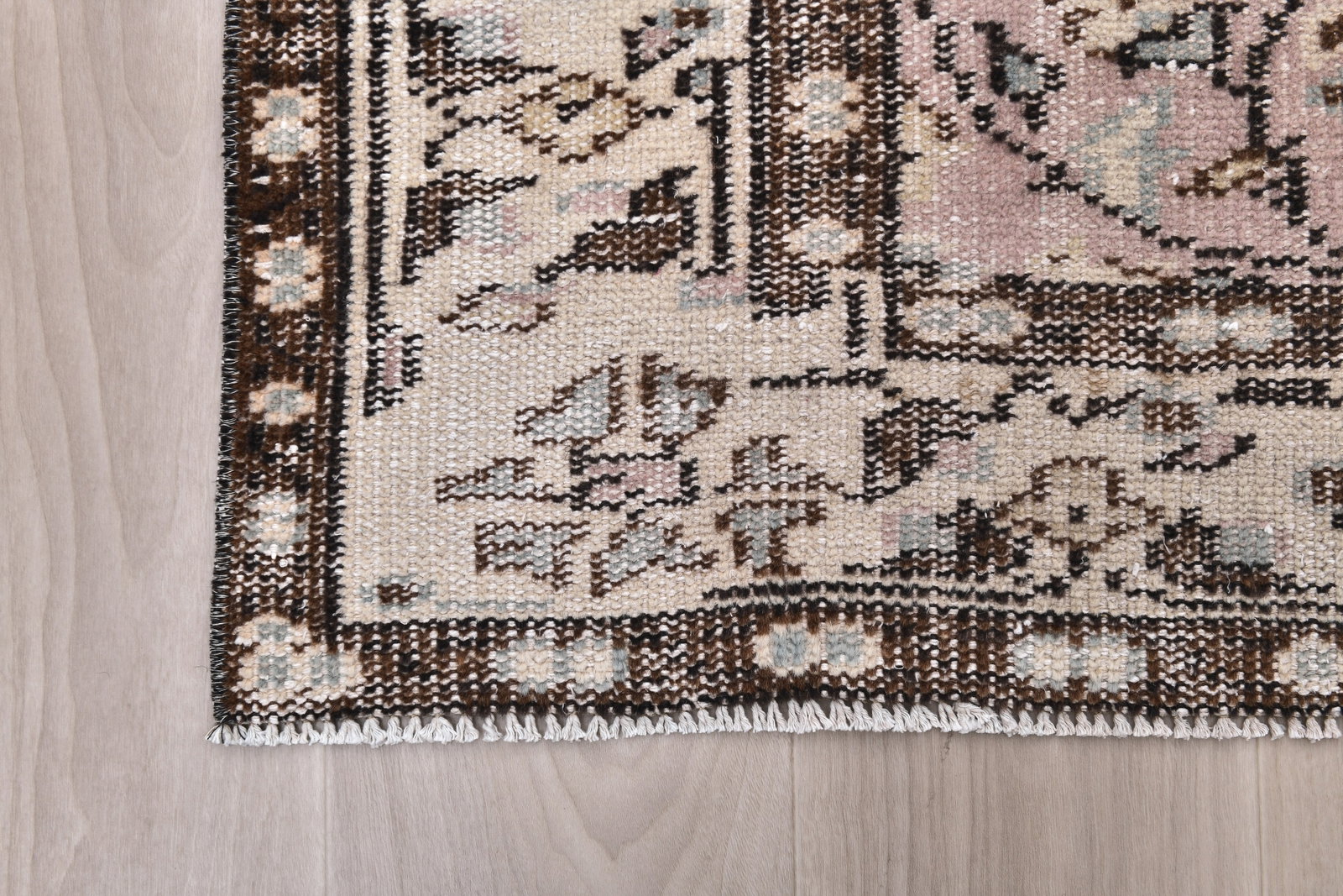 6'0'' x 9'5'' Turkish Vintage Runner Rug - 242488 - 8