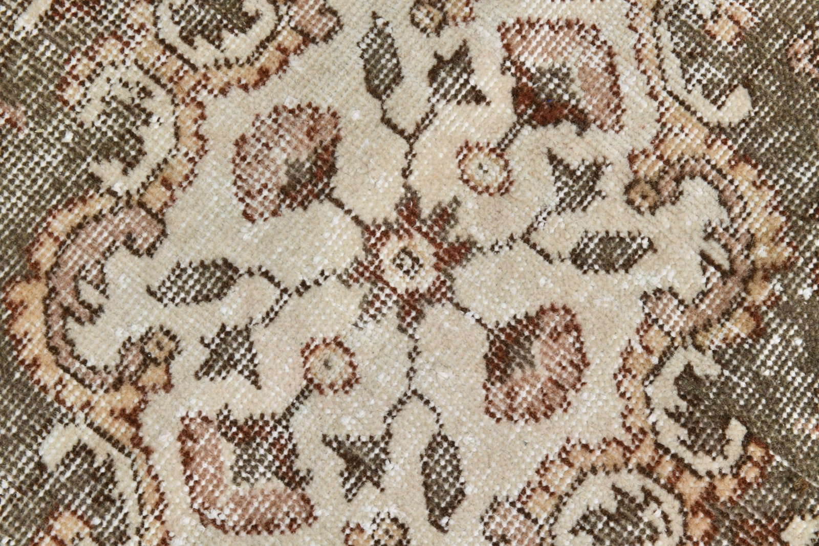 5'8'' x 9'7'' Handmade Vintage Wool Rug - 21499 - 7