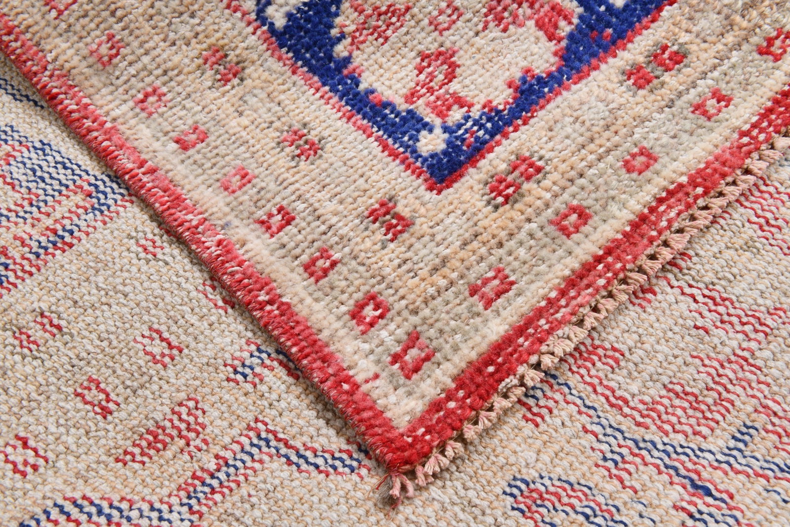 7'4'' x 10'4'' Handmade Vintage Wool Rug - 20768 - 16
