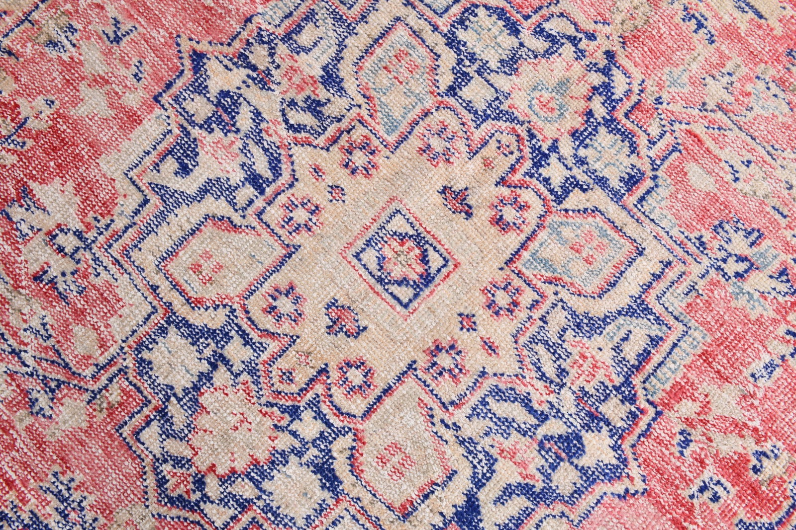 7'4'' x 10'4'' Handmade Vintage Wool Rug - 20768 - 6