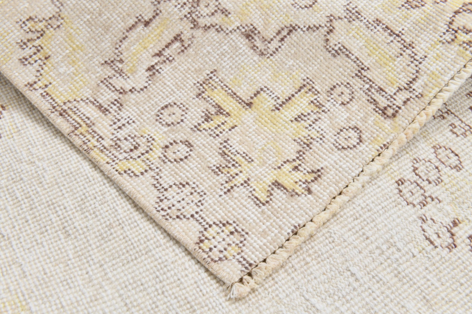 5'6'' x 8'8'' Turkish Vintage Runner Rug - 21472 - 16