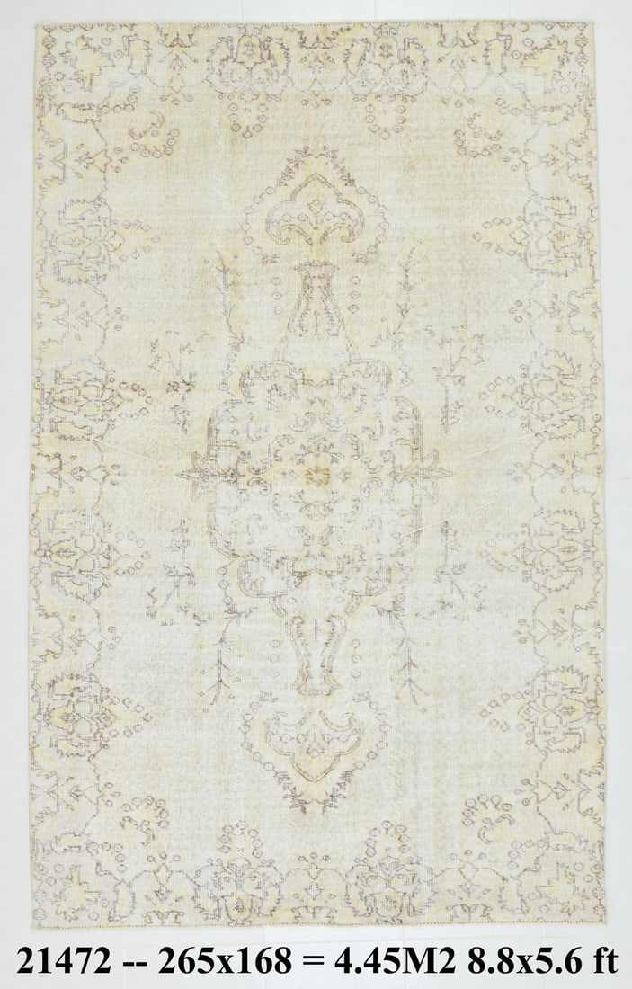 5'6'' x 8'8'' Turkish Vintage Runner Rug - 21472: Title: 5'6'' x 8'8'' Turkish Vintage Runner Rug - 21472 Description:5'6'' x 8'8'' Turkish Vintage Runner Rug - 21472 Origin:Turkiye Date/Period:1960-90 Materials:Wool,Cotton Dimension:5'6''x8'8'' ft, 