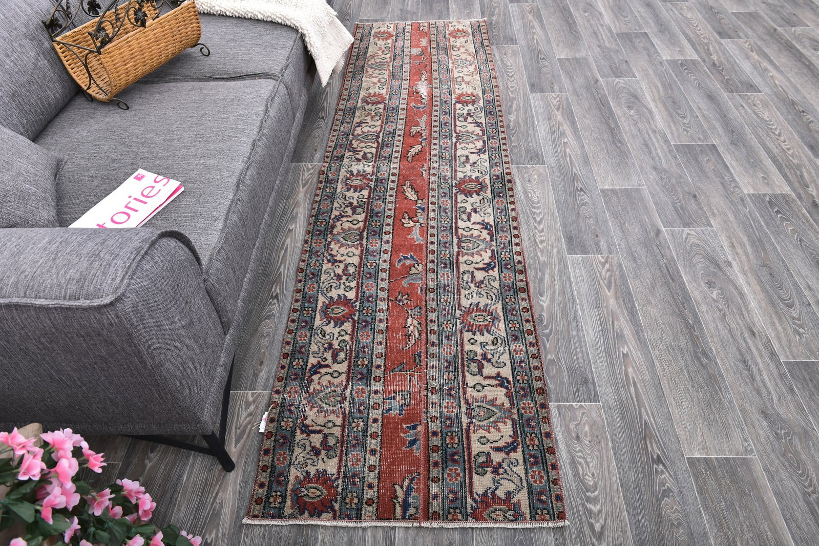 2'3'' x 8'5'' Handmade Vintage Wool Rug - 243958 - 3