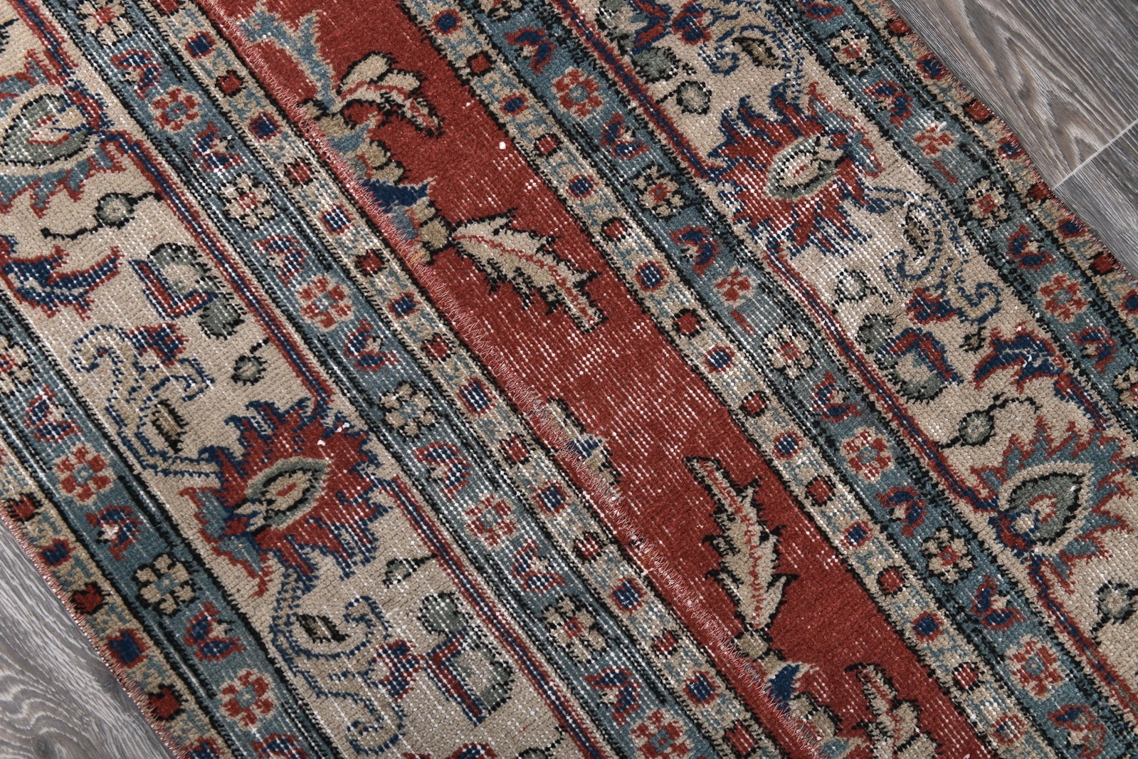 2'3'' x 8'5'' Handmade Vintage Wool Rug - 243958 - 4