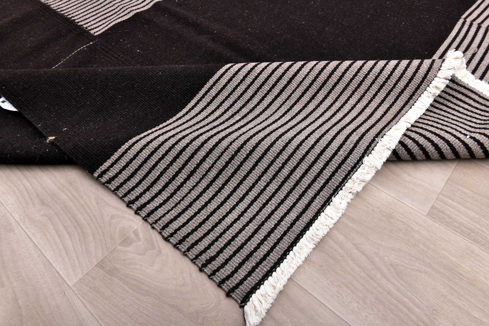9'11'' x 12'3'' Handmade Vintage Wool Rug - 2218 - 12