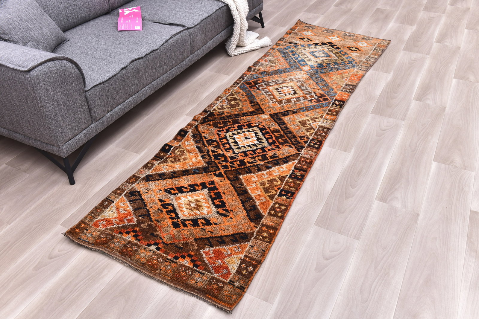 2'5'' x 8'10'' Turkish Vintage Runner Rug - 240708 - 2