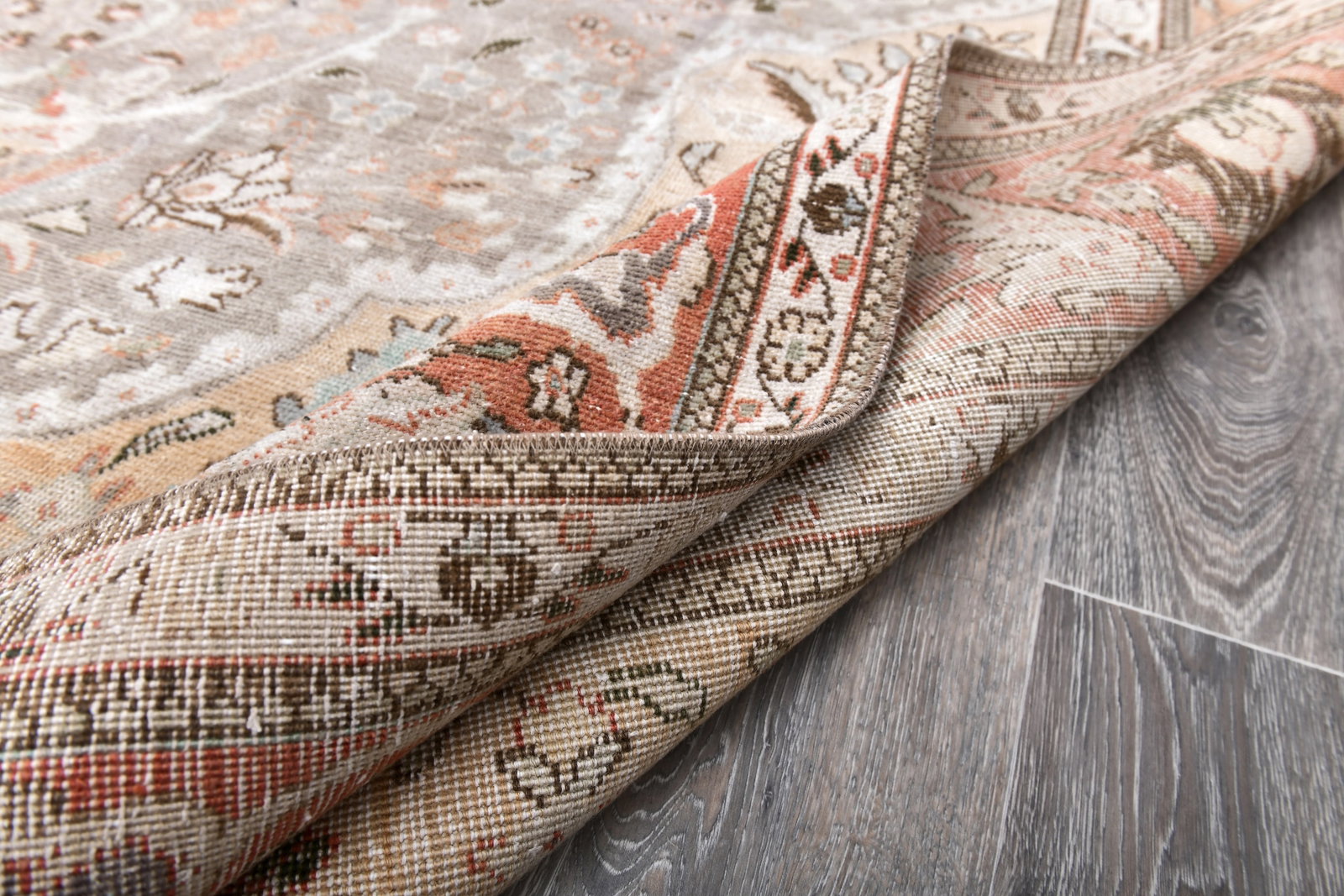 9'9'' x 12'11'' Handmade Vintage Wool Rug - 243667 - 12