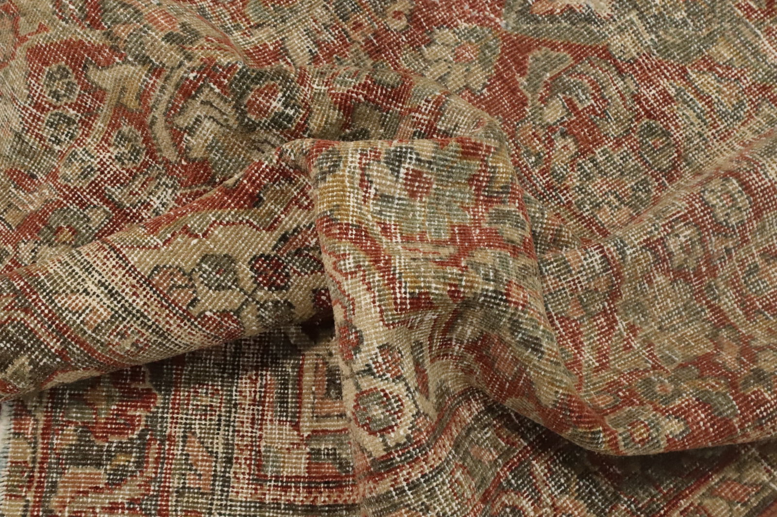 Antique Floral Bakhtiari Persian Rug 4x6 - 17