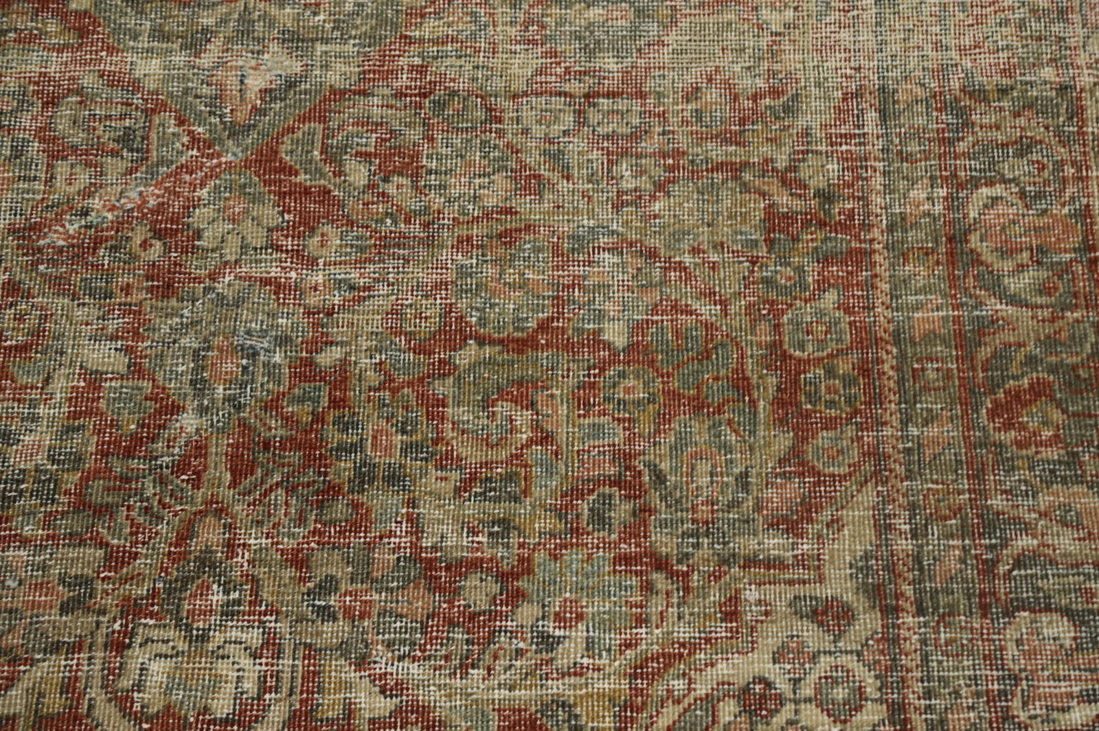 Antique Floral Bakhtiari Persian Rug 4x6 - 7