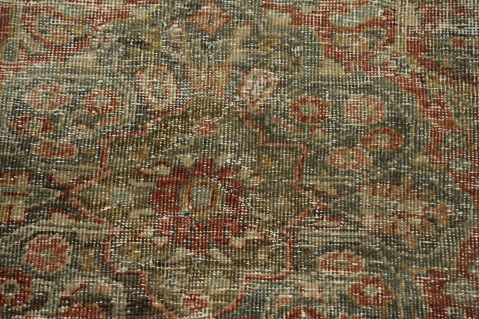 Antique Floral Bakhtiari Persian Rug 4x6 - 9