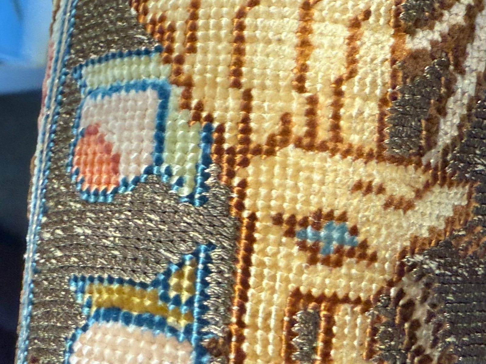 Vintage Silk and Gold Hereke Rug 2.1x3.4 - 12
